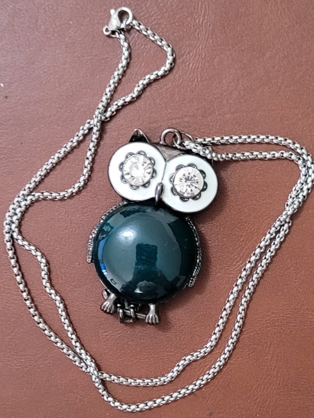 Green Owl & Rhinestone Pendant Necklace